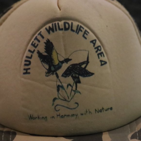 Vintage Snap Back, Adjustable Farmer Hunting Mesh Trucker Hat - Picture 2 of 6